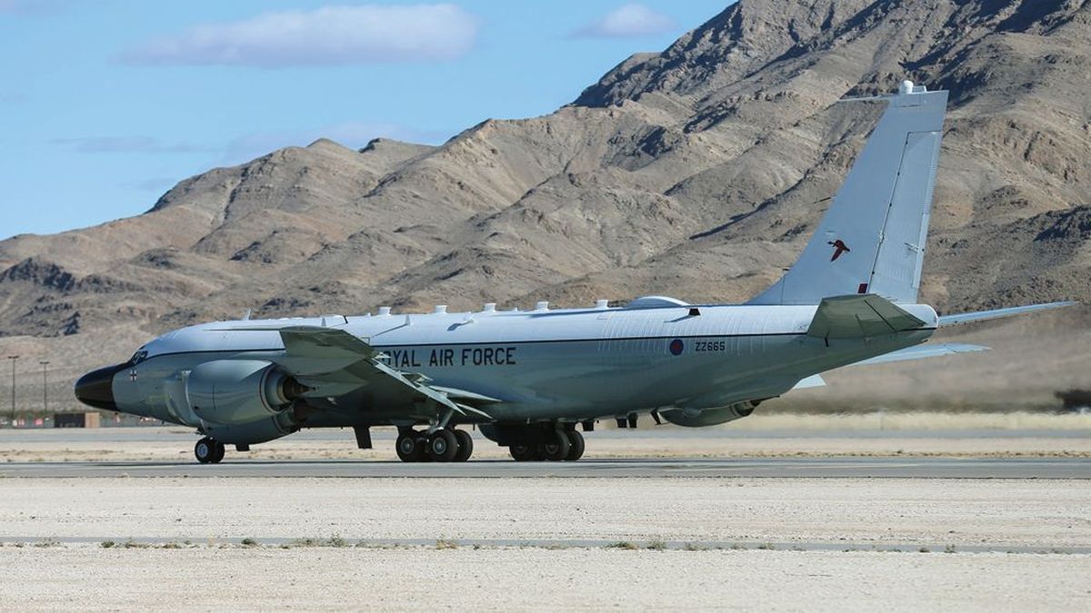 RC-135W Rivet Joint