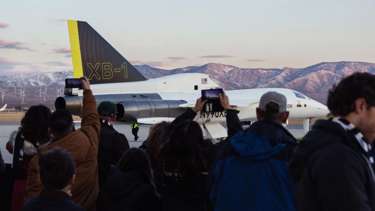 Boom Supersonic XB-1