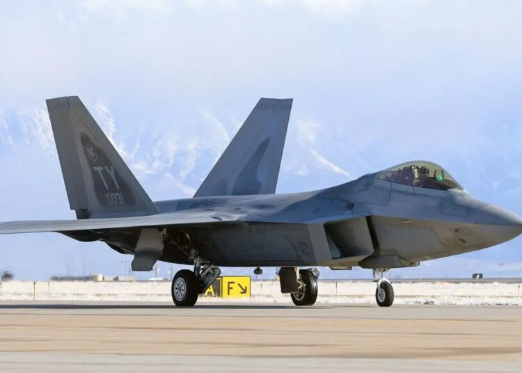 F-22 Raptor