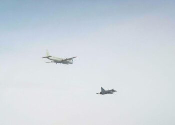 Gripen and Il-20M