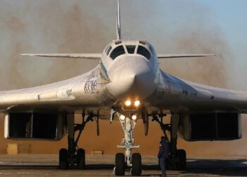 Tu-160