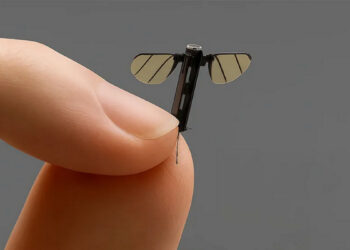mosquito-sized microdrone
