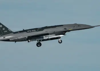 AIM 120 CCA Fury