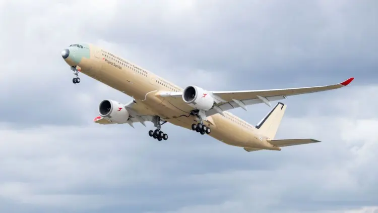Airbus A350-1000ULR