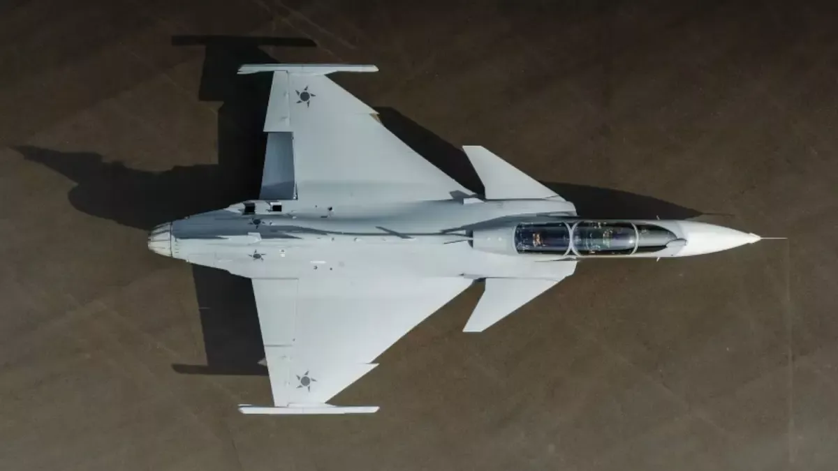 Gripen F
