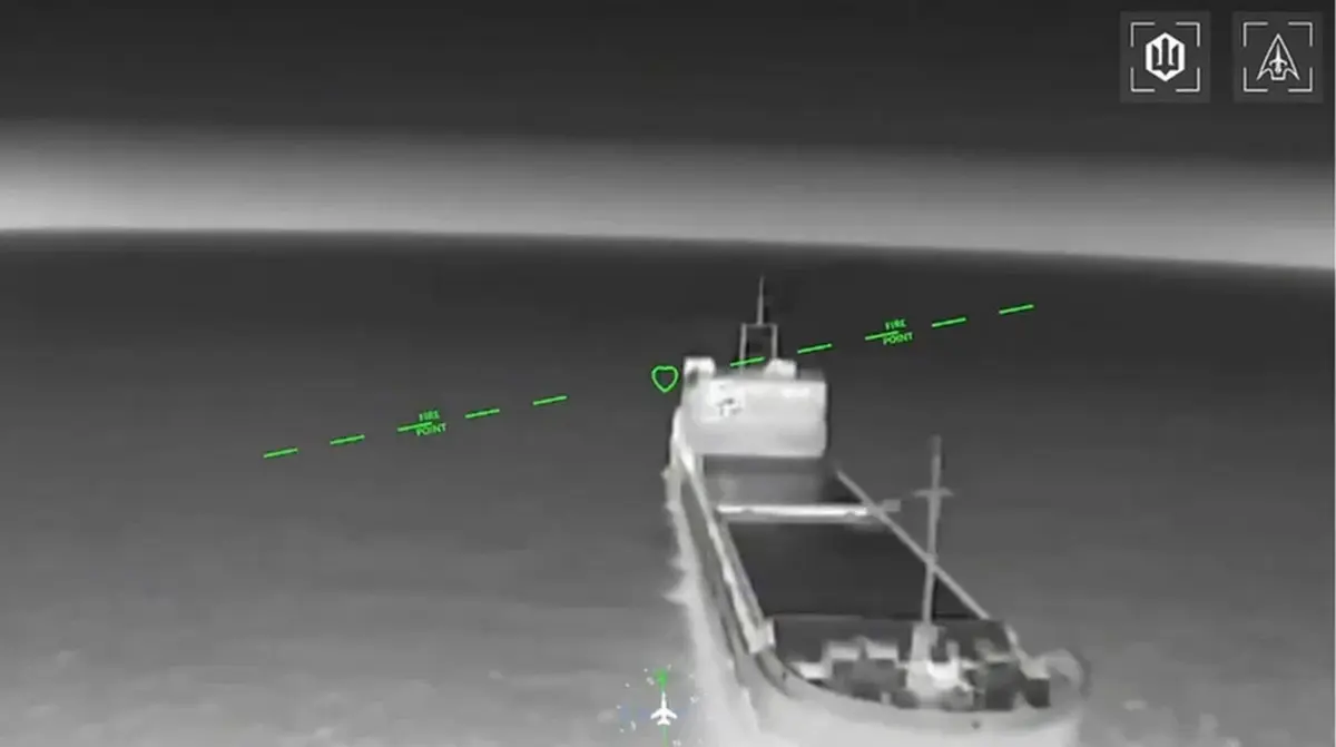 Нічний погром в Азові: Дрони СБС перетворили на мішені п'ять кораблів-привидів окупантів