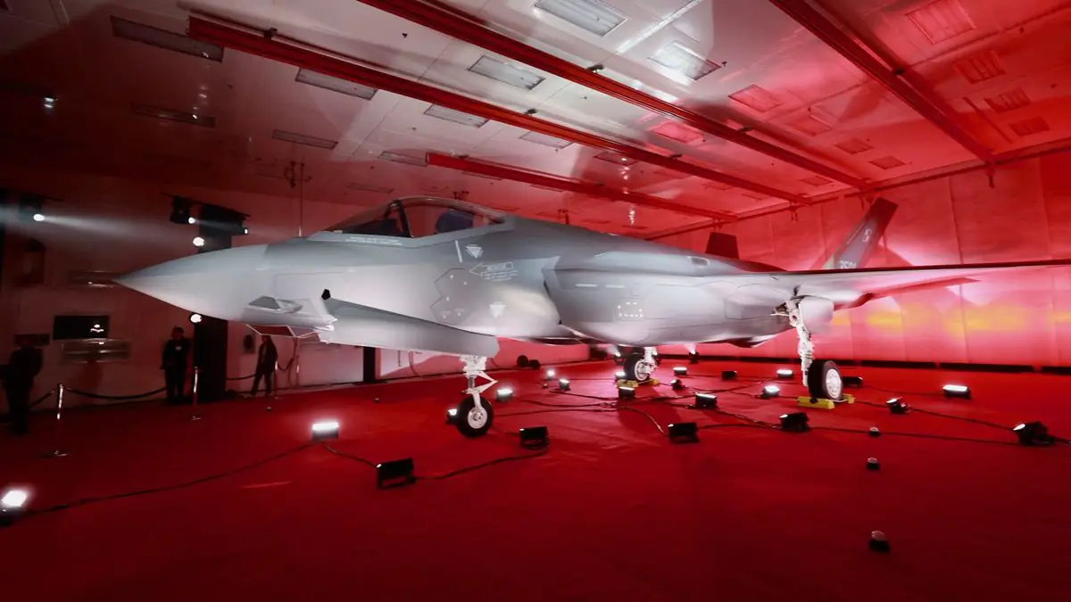 F-35 Husarz