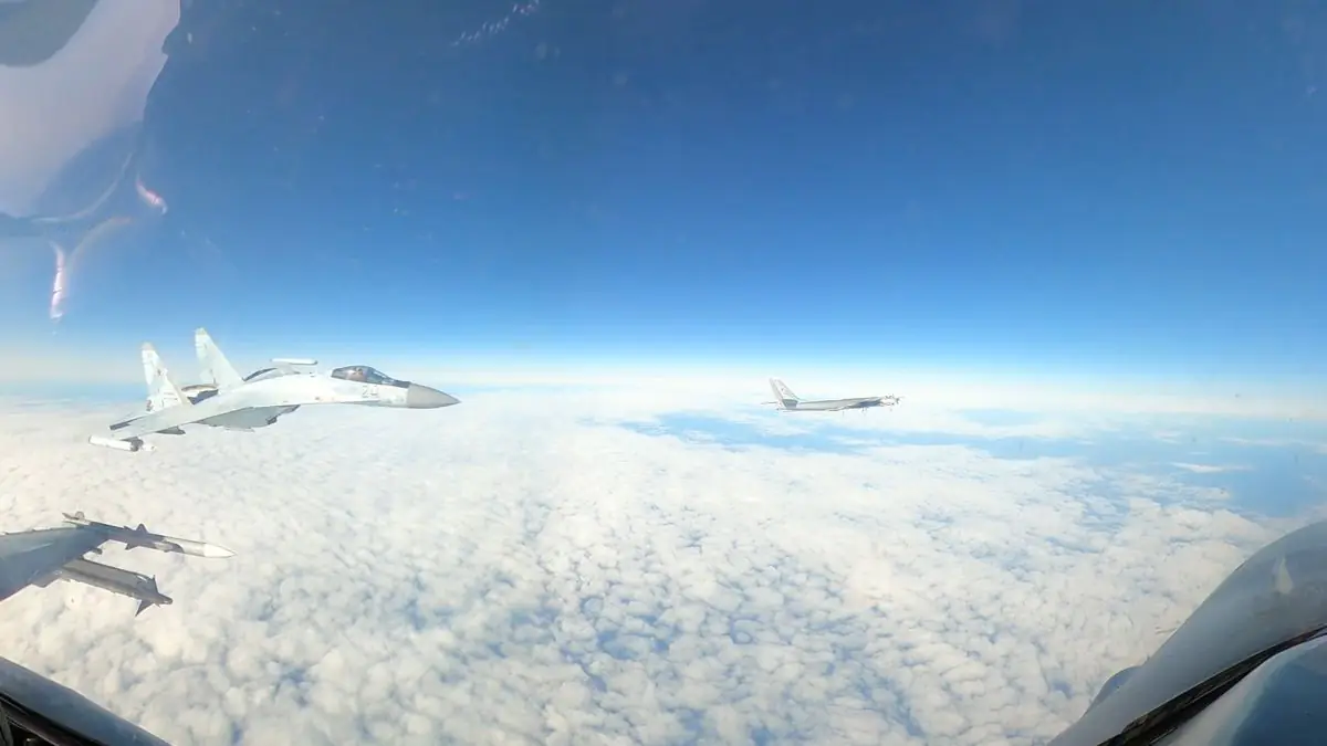 American F-16s Intercept Russian Il-38s Near Alaska