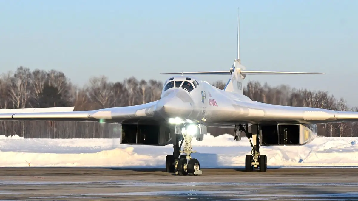 Tu-160