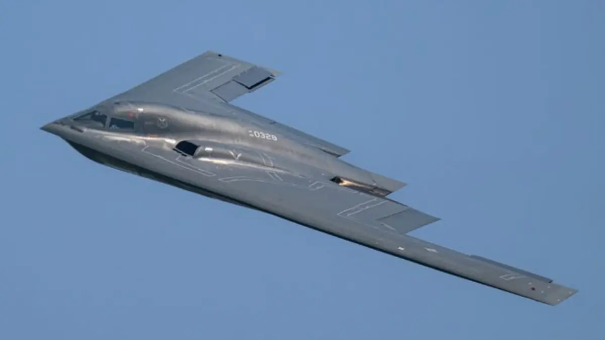 США випробували нову морську бомбу JDAM: B-2 Spirit стає мисливцем за кораблями